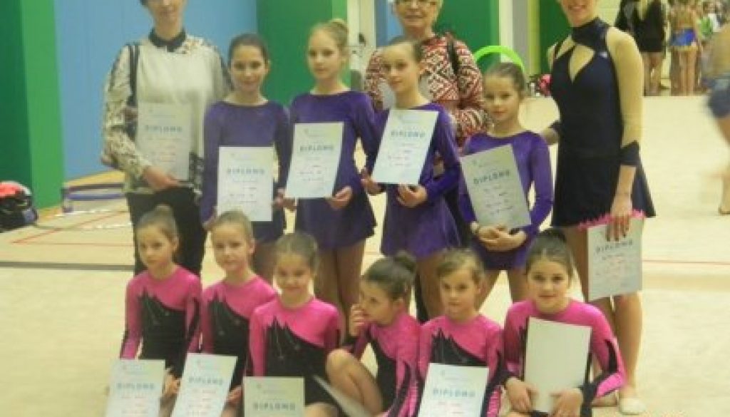 Prva prvenstvena tekma 2016 skupinskih sestav v ritmični gimnastiki