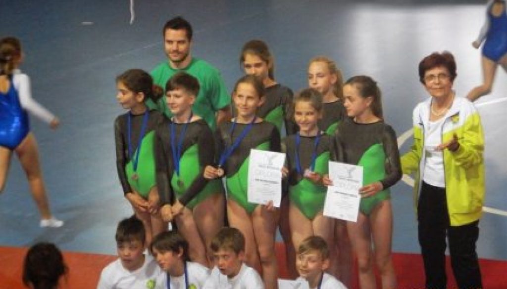 Zmaga Asje in Maje na 9. OP Bežigrada