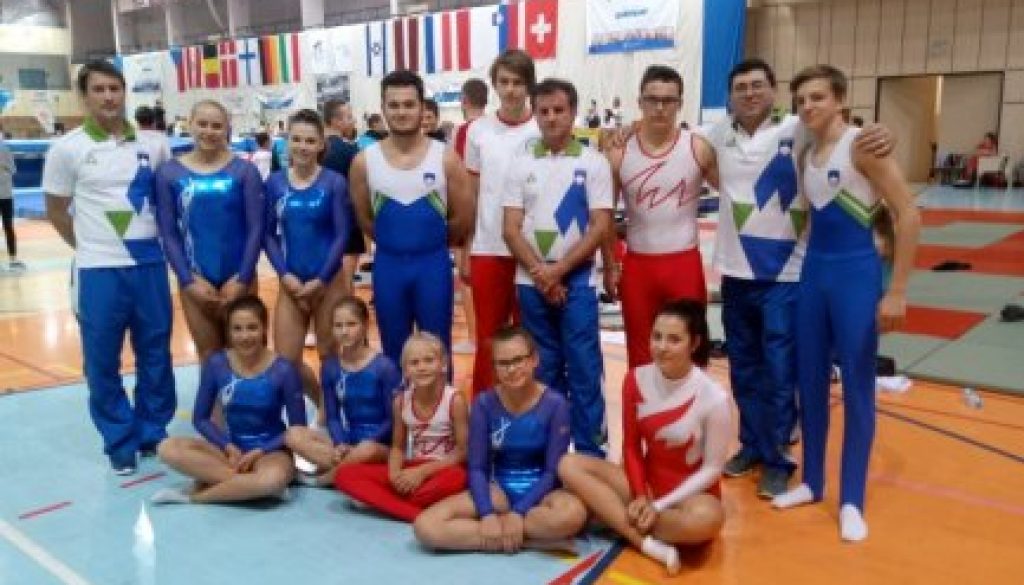 Asja, Maja in Lara s Slovensko reprezentanco