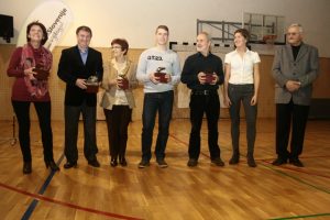 Milici Menart srebrni red, društvu zahvalna listina