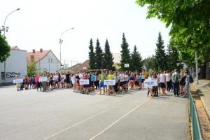 Veter v laseh s športom proti zasvojenosti 2015